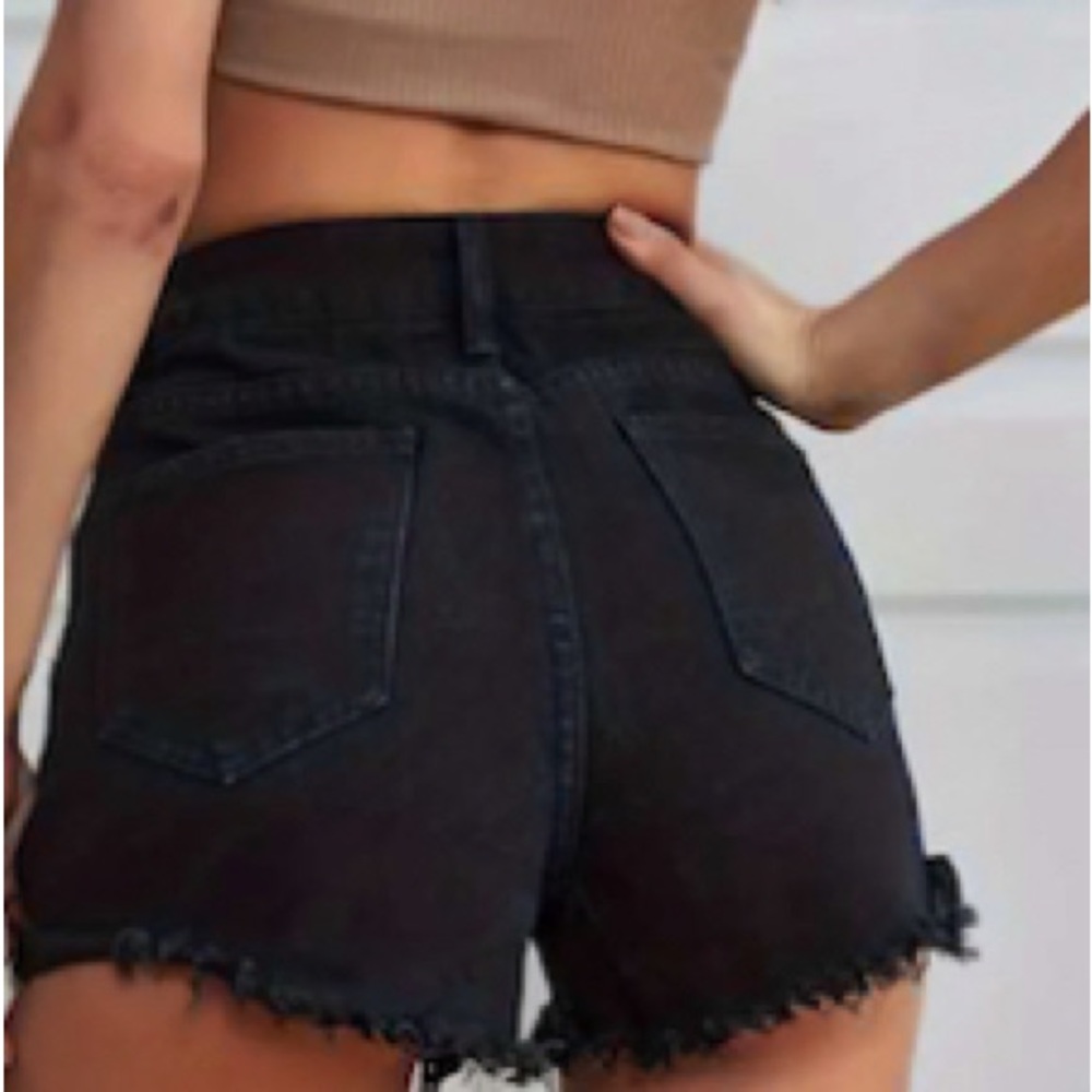 WILD FABLE high waisted black distressed shorts - 8